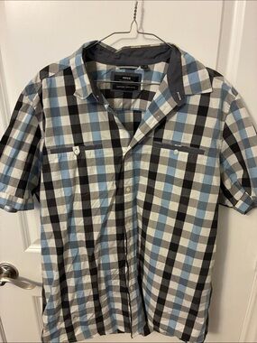 Mexx Short-Sleeve Plaid Button-Down Shirt in Light Blue, Black & Cream